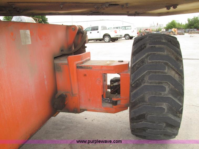 image for item F7481 1998 JLG 80HX boom lift