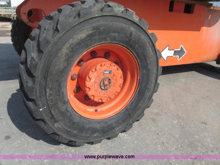 image for item F7481 1998 JLG 80HX boom lift