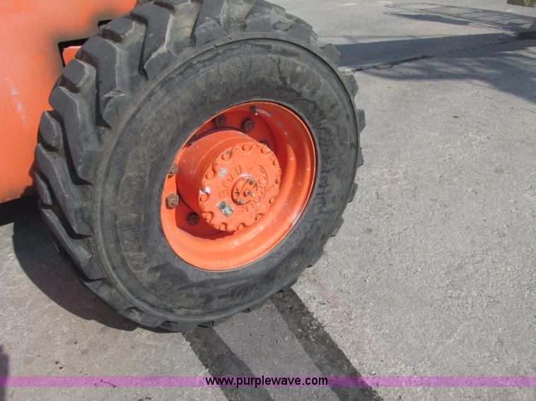 image for item F7481 1998 JLG 80HX boom lift