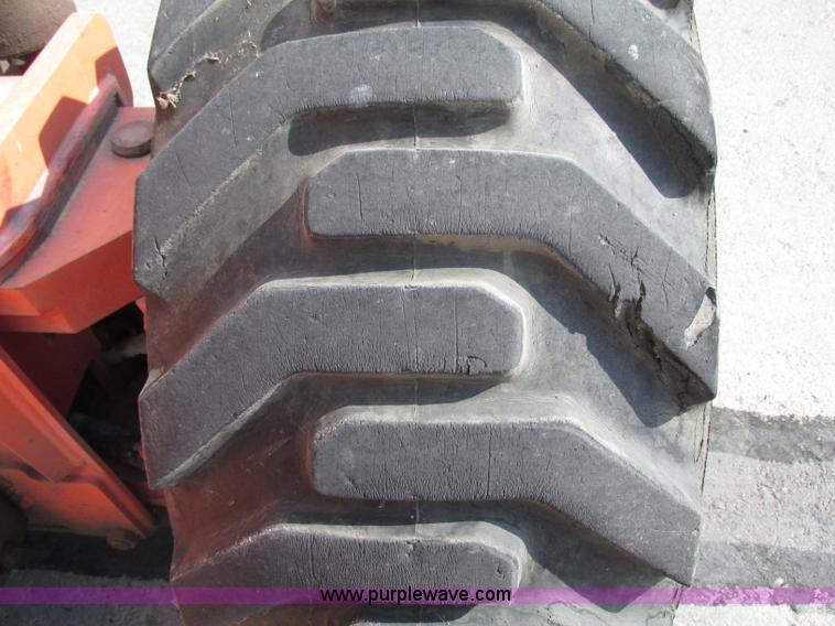 image for item F7481 1998 JLG 80HX boom lift