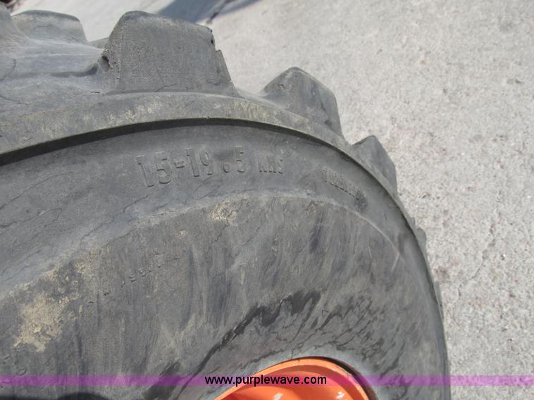 image for item F7481 1998 JLG 80HX boom lift