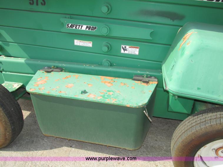 image for item F7482 1996 JLG 3969 Commander electric scissor lift