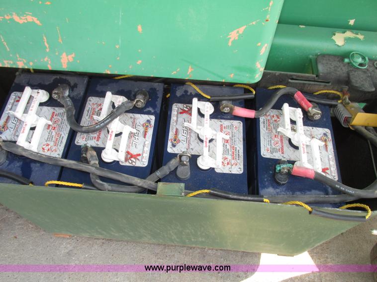 image for item F7482 1996 JLG 3969 Commander electric scissor lift