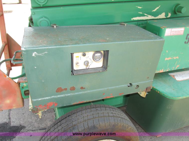 image for item F7482 1996 JLG 3969 Commander electric scissor lift