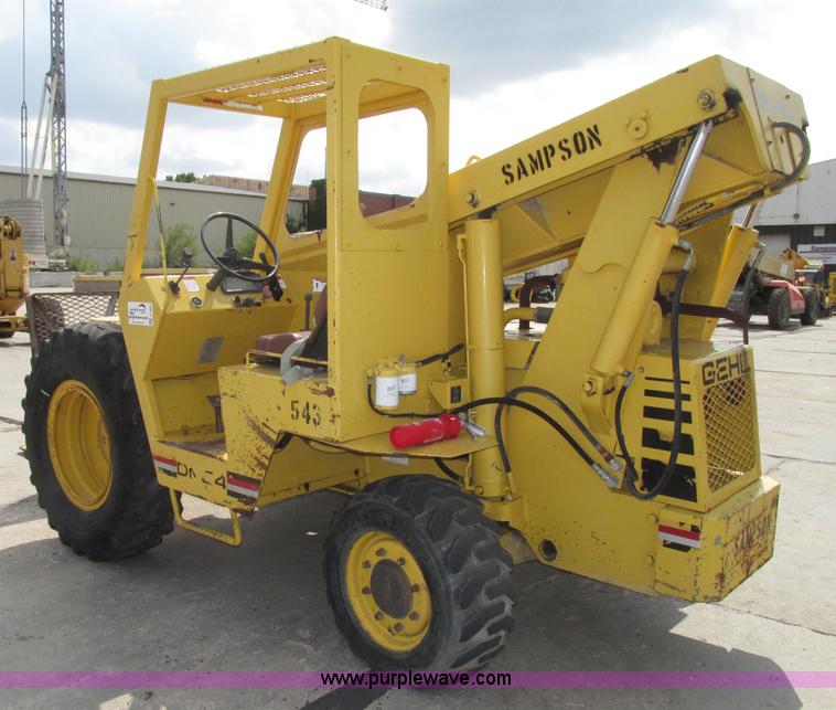 image for item F7483 Gehl 513 telehandler