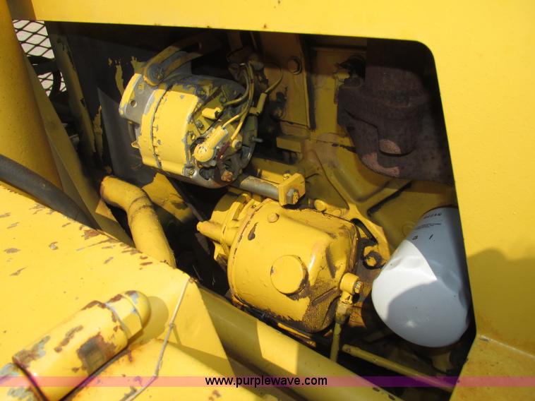 image for item F7483 Gehl 513 telehandler