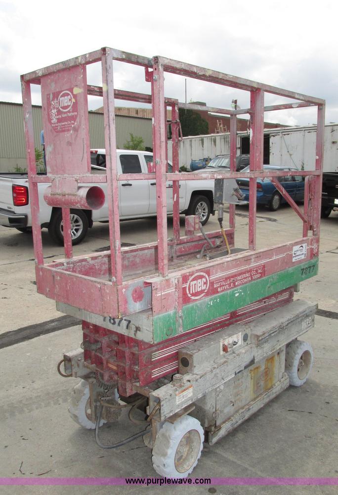 image for item F7484 Mec 1632 scissor lift