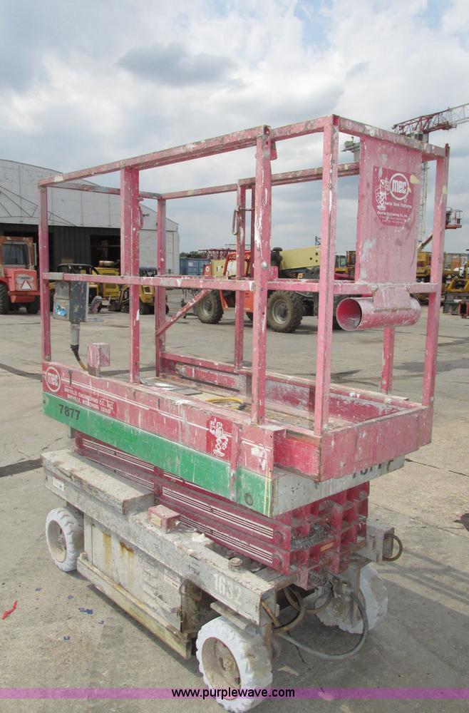 image for item F7484 Mec 1632 scissor lift