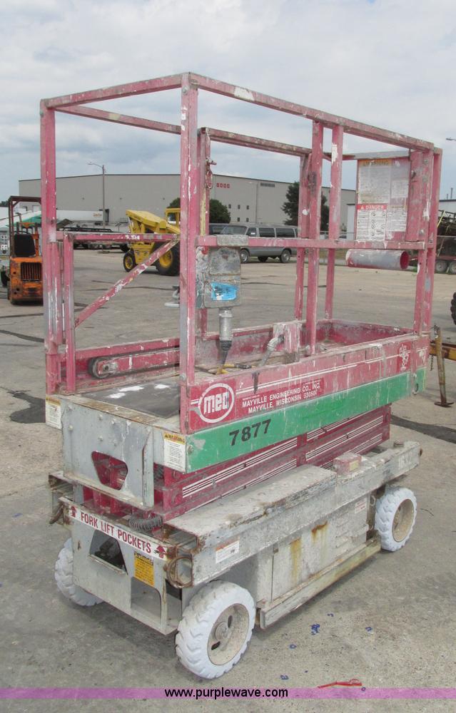 image for item F7484 Mec 1632 scissor lift