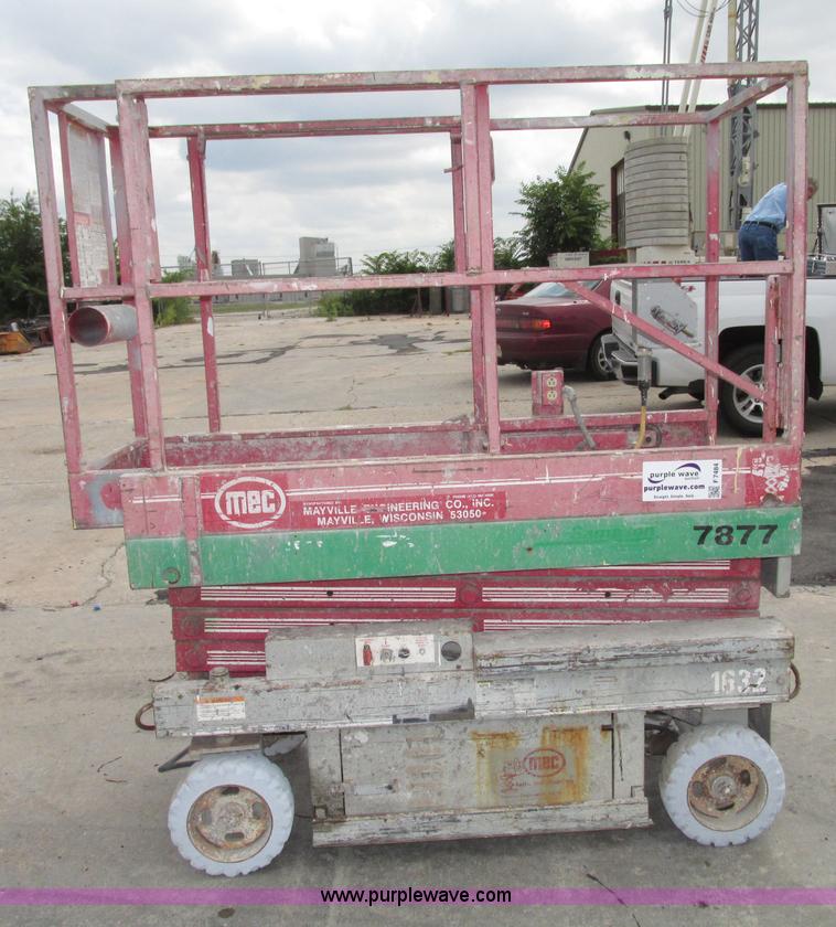 image for item F7484 Mec 1632 scissor lift