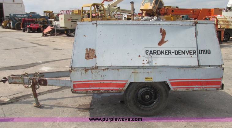 image for item F7485 1987 Gardner Denver D190JD7A air compressor