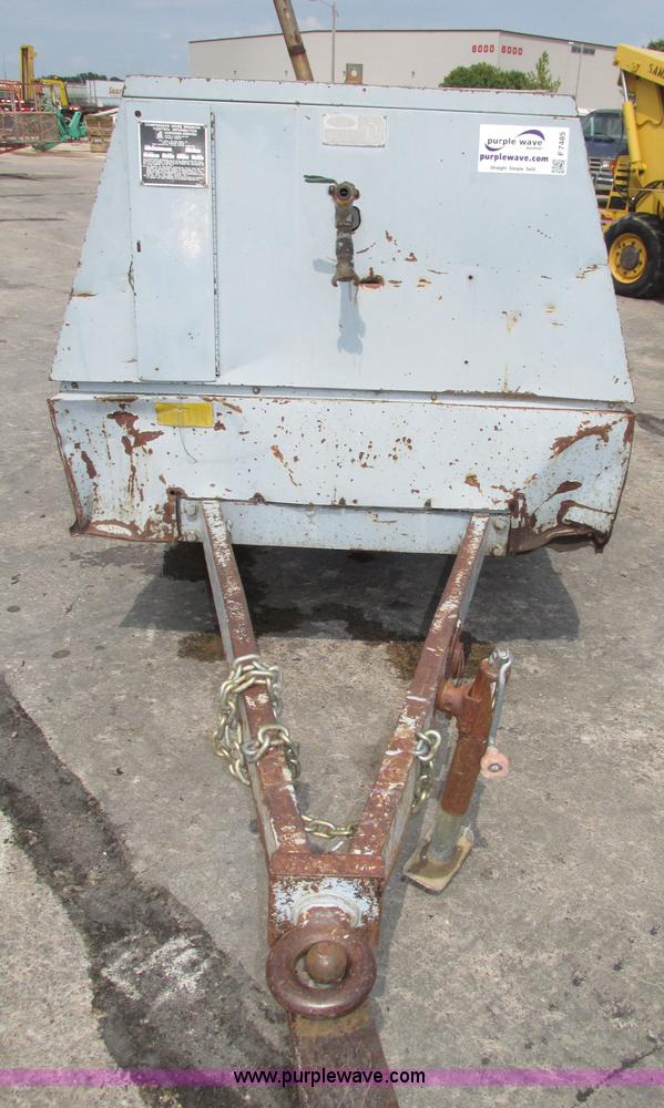 image for item F7485 1987 Gardner Denver D190JD7A air compressor
