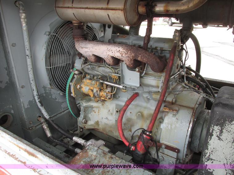 image for item F7485 1987 Gardner Denver D190JD7A air compressor