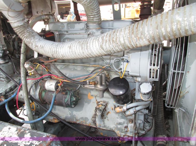 image for item F7485 1987 Gardner Denver D190JD7A air compressor