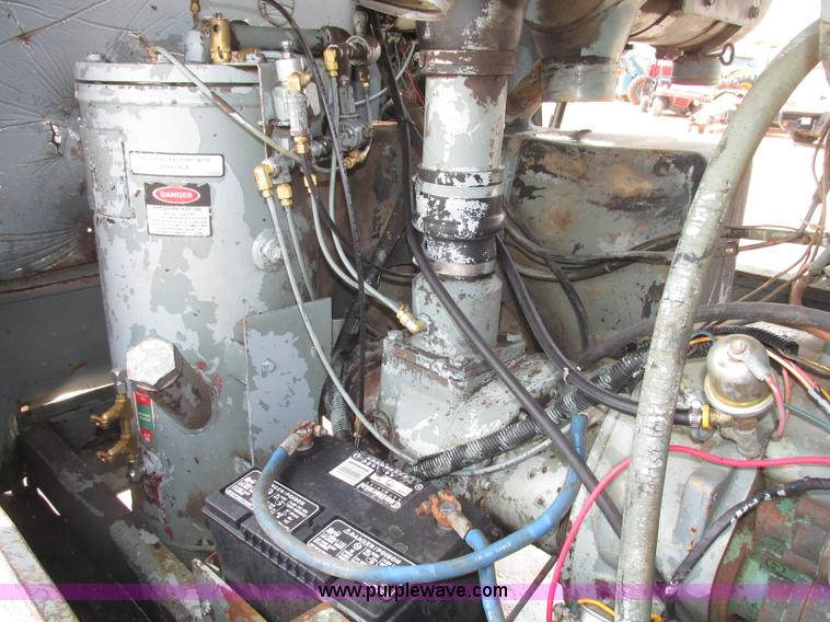 image for item F7485 1987 Gardner Denver D190JD7A air compressor