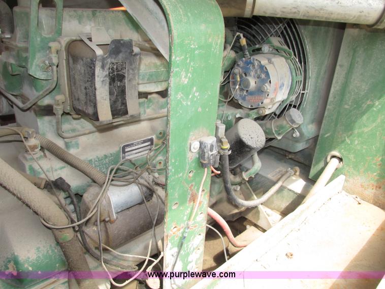 image for item F7486 Sullair air compressor