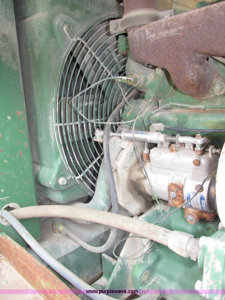 image for item F7486 Sullair air compressor