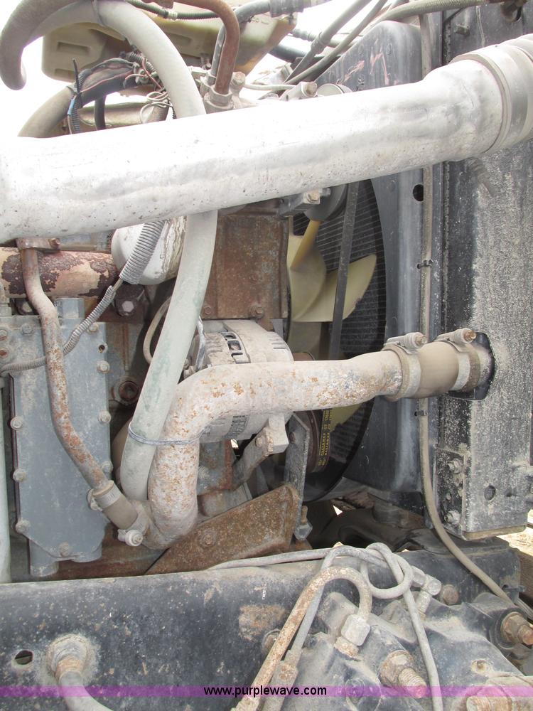 image for item F7491 1995 Ford LT8000 dump truck