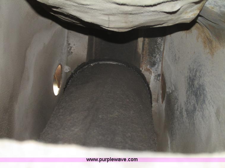 image for item F7491 1995 Ford LT8000 dump truck