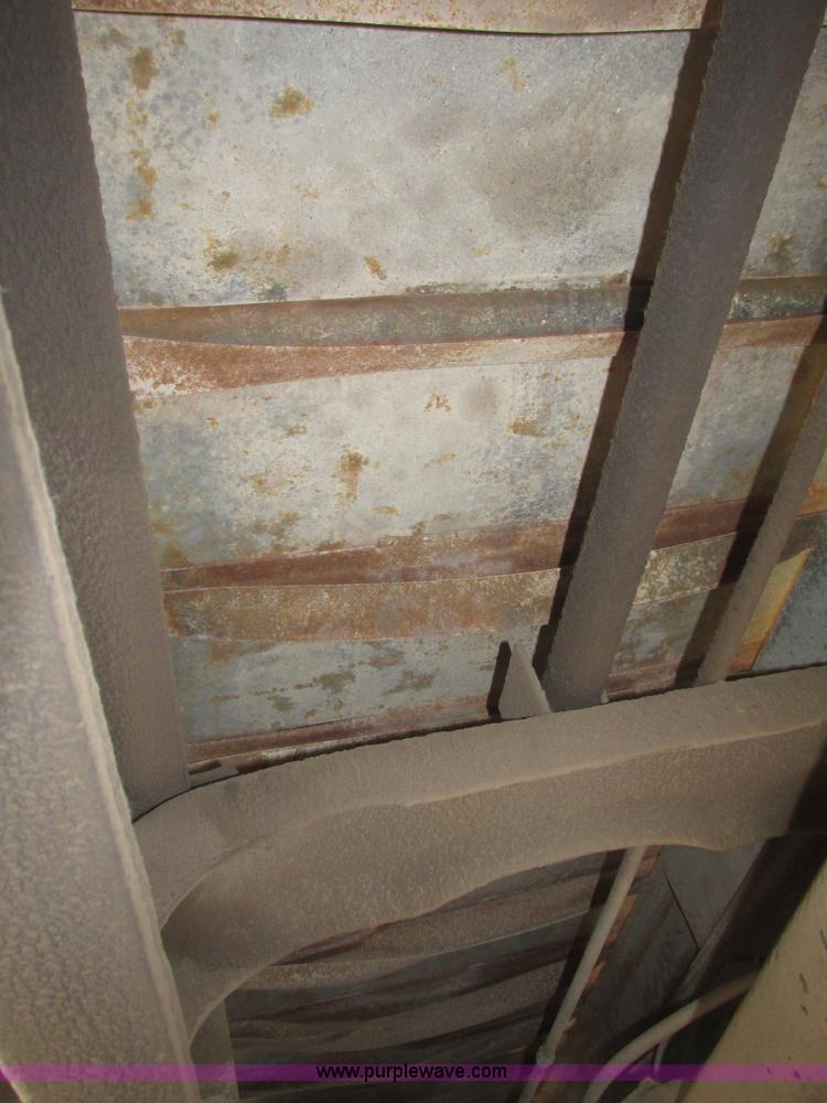 image for item F7491 1995 Ford LT8000 dump truck