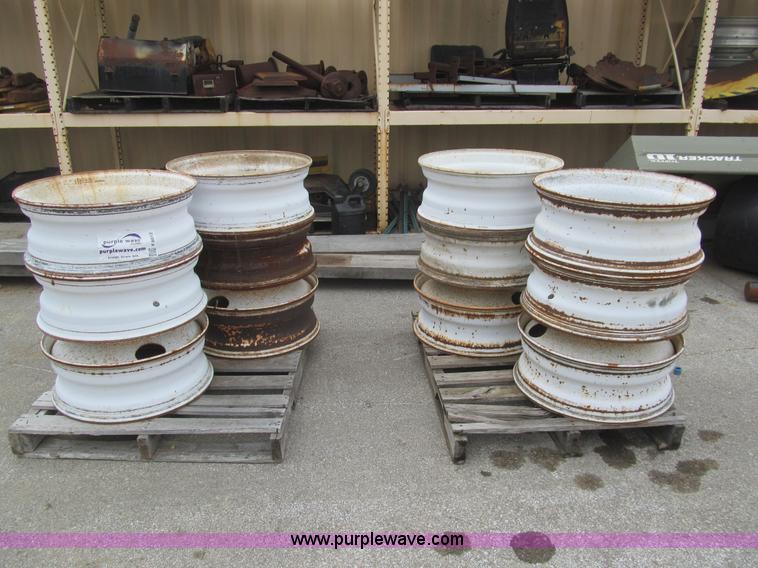 image for item F8812 (12) hub pilot wheels