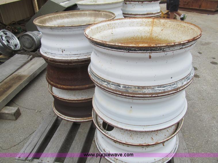 image for item F8812 (12) hub pilot wheels