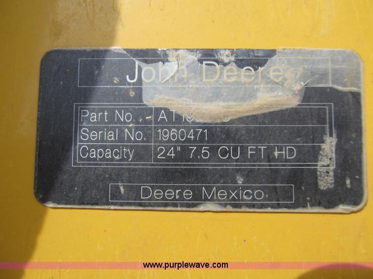 image for item F8817 24"W backhoe bucket