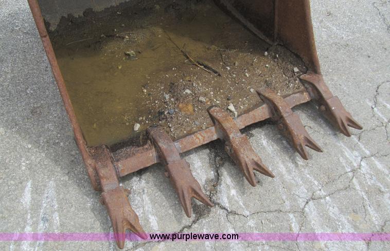 image for item F8820 30"W backhoe bucket