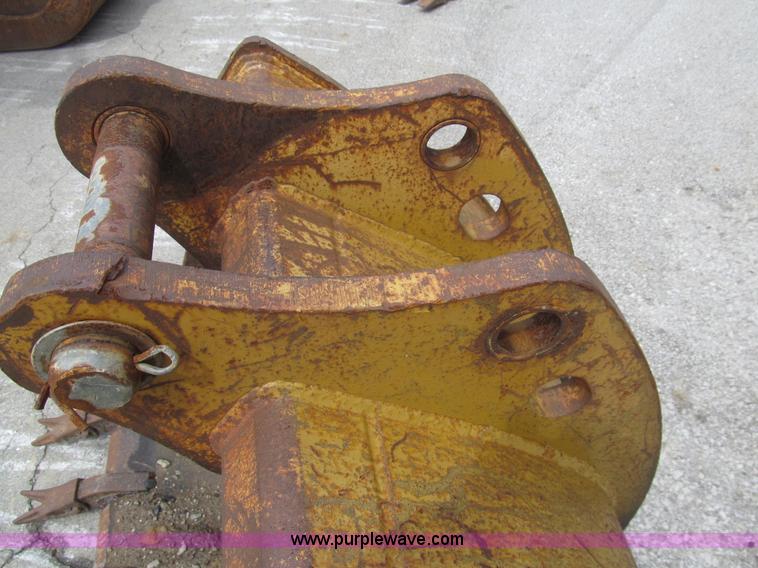 image for item F8820 30"W backhoe bucket