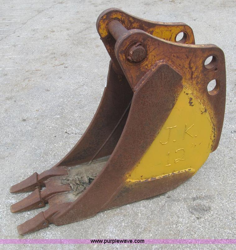 image for item F8821 12"W backhoe bucket