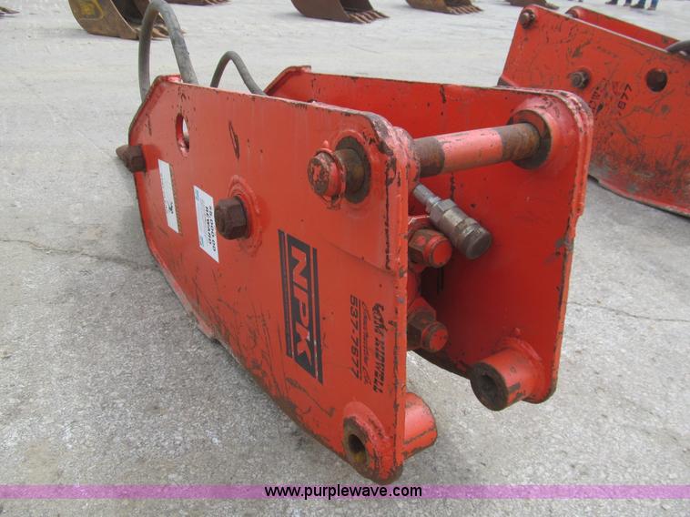 image for item F8823 NPK 4XE hydraulic breakers