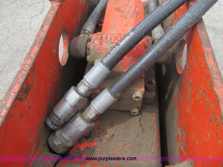 image for item F8824 NPK 4XE hydraulic breakers