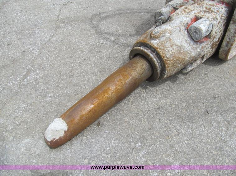 image for item F8824 NPK 4XE hydraulic breakers