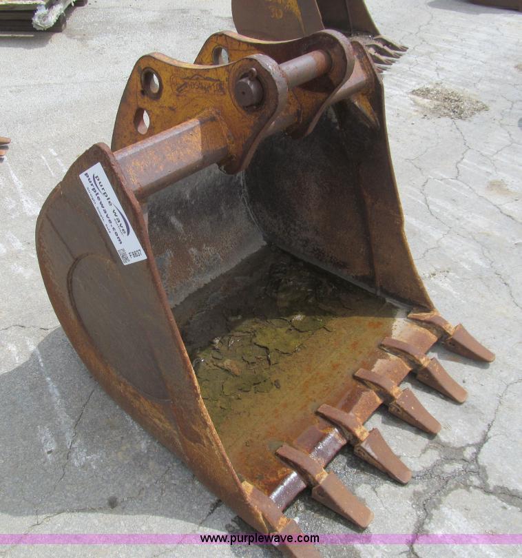 image for item F8837 36"W backhoe bucket