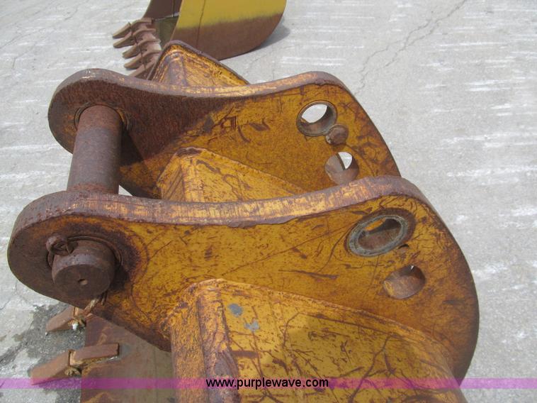 image for item F8837 36"W backhoe bucket