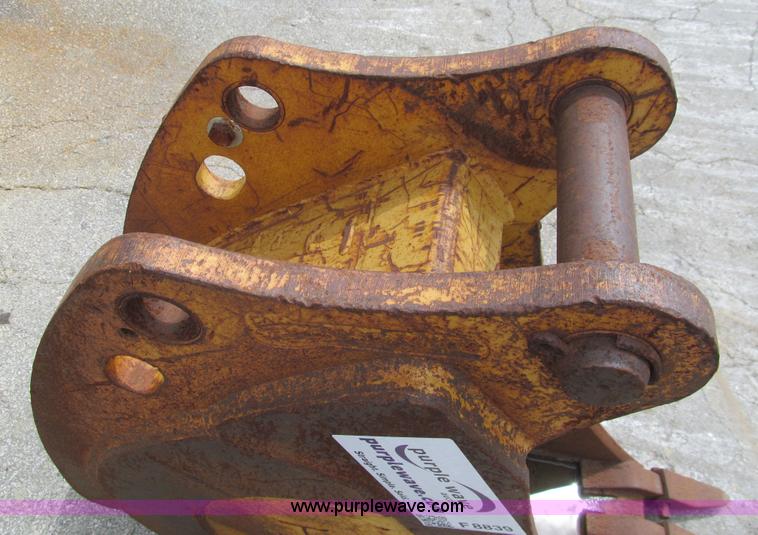 image for item F8839 14"W backhoe bucket