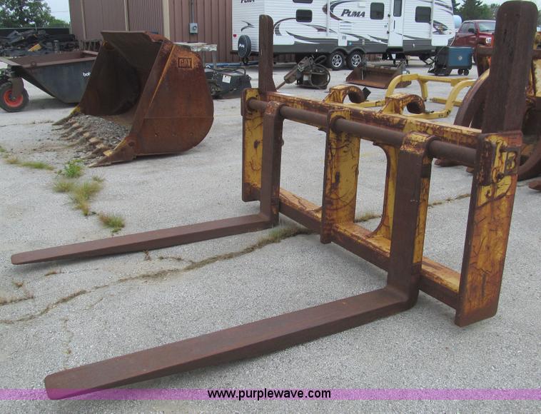 image for item F8842 Balderson quick attach forks