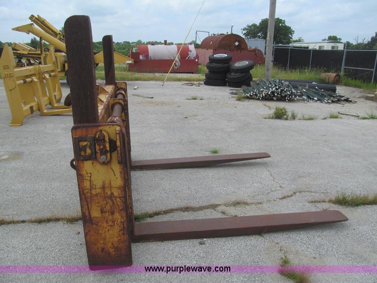 image for item F8842 Balderson quick attach forks