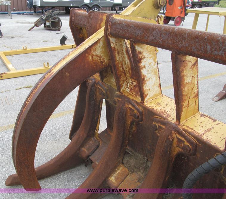 image for item F8843 Balderson quick attach grapple