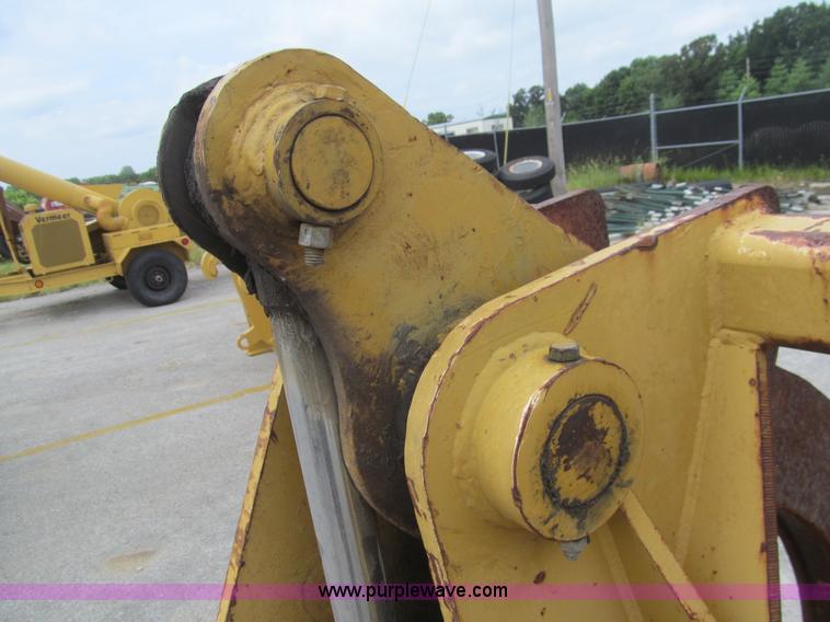 image for item F8843 Balderson quick attach grapple