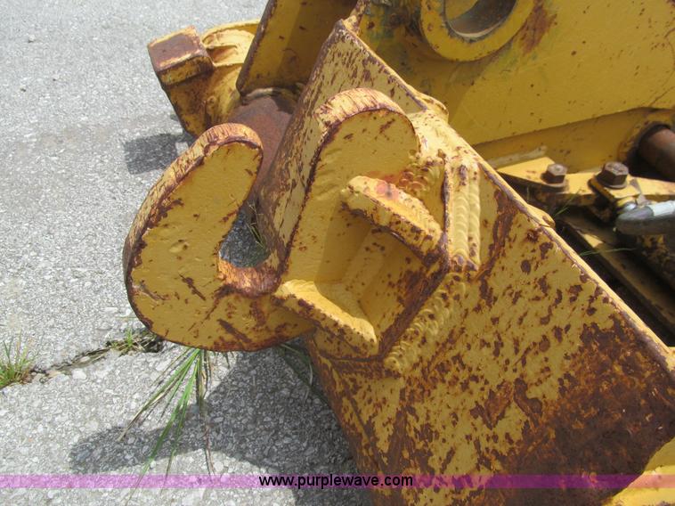 image for item F8845 Balderson quick attach