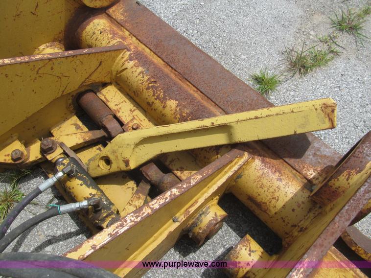 image for item F8845 Balderson quick attach