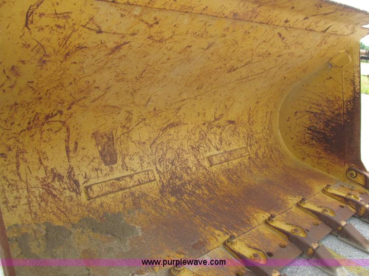image for item F8847 Caterpillar 963 bucket