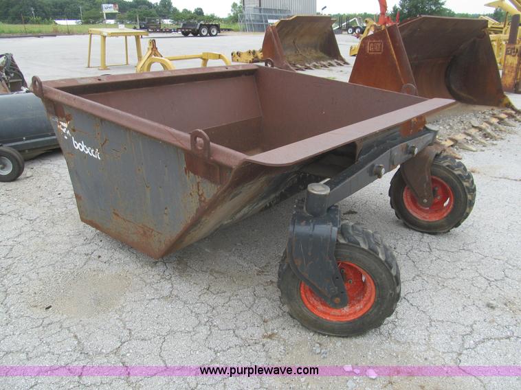 image for item F8855 Bobcat hopper bucket