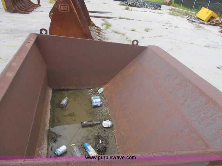 image for item F8855 Bobcat hopper bucket