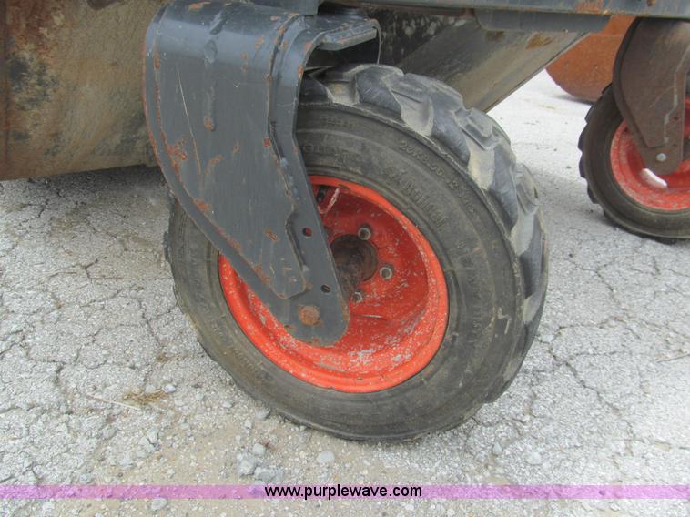 image for item F8855 Bobcat hopper bucket