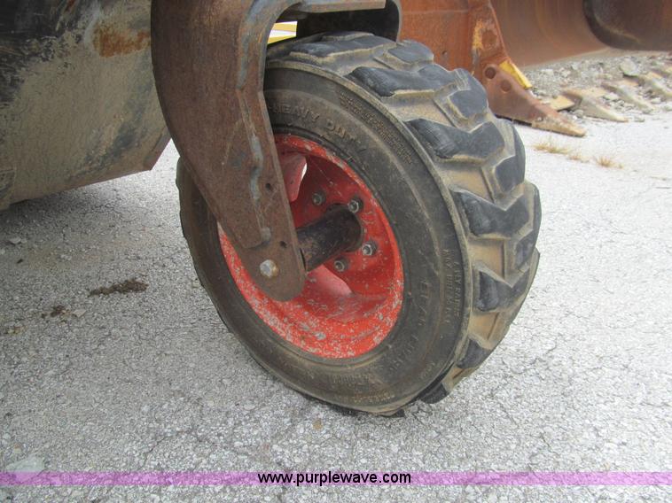 image for item F8855 Bobcat hopper bucket