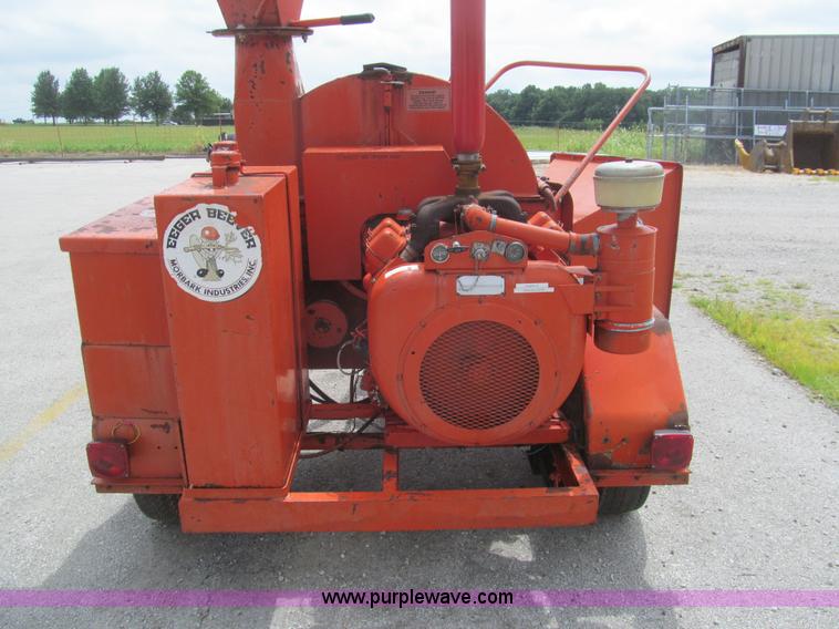 image for item F8856 Morbark Eager Beaver wood chipper