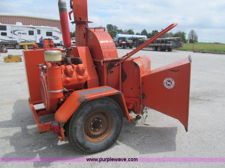 image for item F8856 Morbark Eager Beaver wood chipper