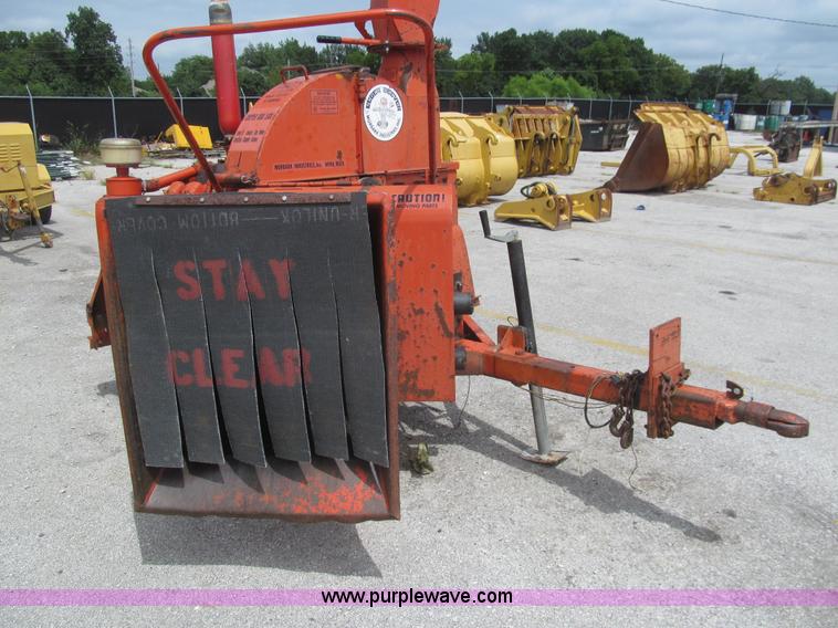 image for item F8856 Morbark Eager Beaver wood chipper